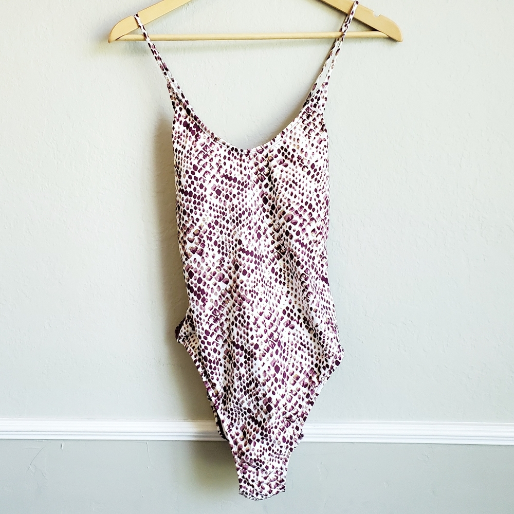 Ambrielle One Piece Swimsuit - Women's Size XL